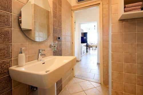 Apartment Vincent With Beautiful Sea View Terrace