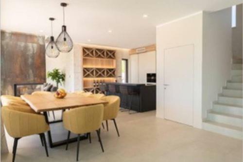 Luxury Villa G2 With Indoor & Outdoor Pool