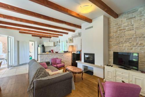 Villa Krmed With Private Pool