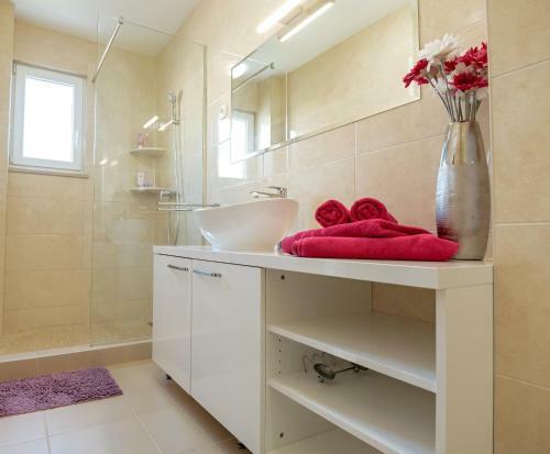 Apartamentos Villa Kala Komi?a