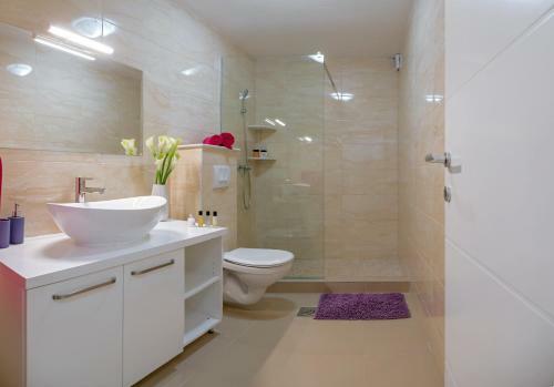 Apartamentos Villa Kala Komi?a