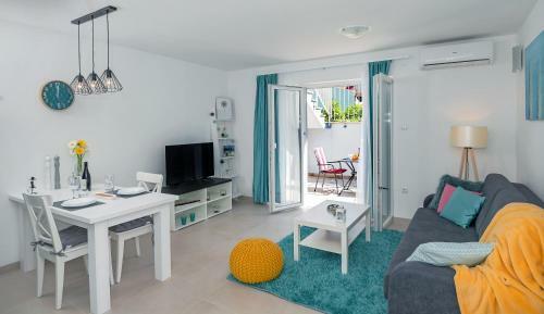 Apartamentos Villa Kala Komi?a