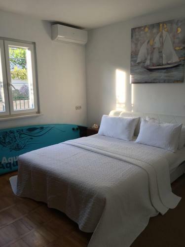 Apartment Marina Komiza