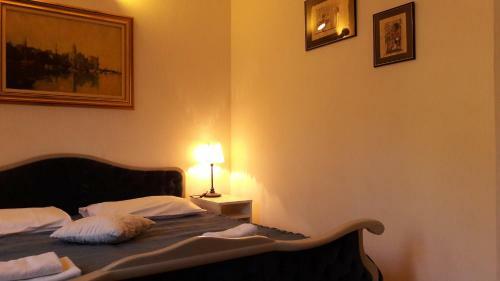 Hostal Apartments Bako Komiza