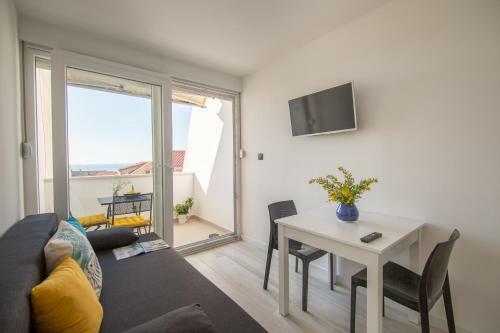 Apartments Nona Draga