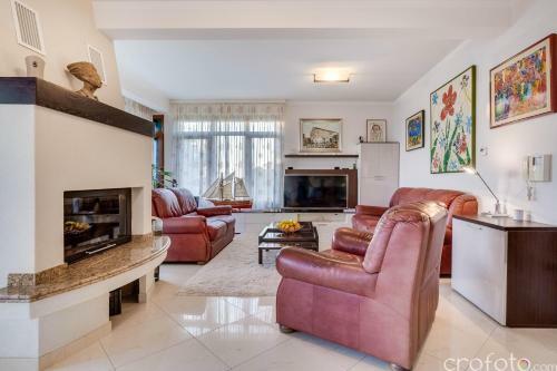 Super Luxuri�se Villa Directly On The Sea