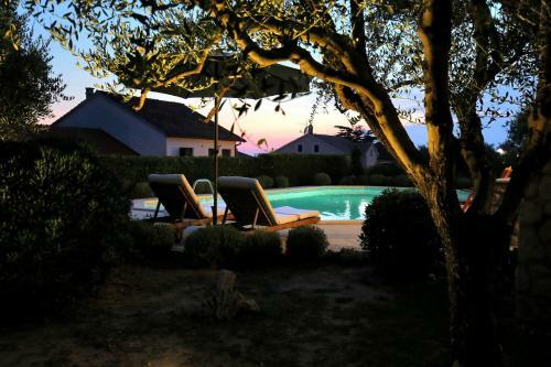 5* Seaview Villa Clara For 12+ Guests, Ko?ino