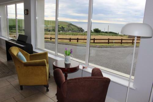 Follies Suites Ballyvoile