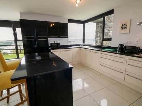 3 Harbour View