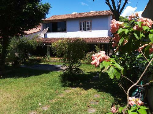 Casa De Praia Em Jacon� - Centro De Jacone - Com�rcios E Mercado!