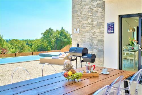 Sea View Villa Sun Sea & Fire