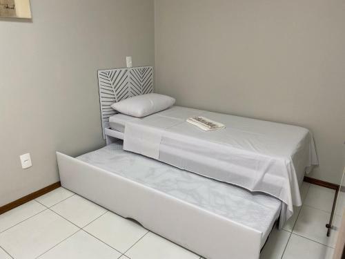 Apartamento Ap Completo, Confort�vel E Bem Localizado Com Vaga De Garagem