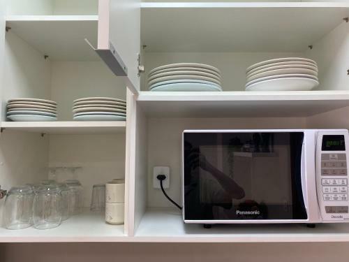 Apartamento Ap Completo, Confort�vel E Bem Localizado Com Vaga De Garagem