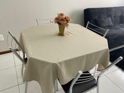 Apartamento Ap Completo, Confort�vel E Bem Localizado Com Vaga De Garagem