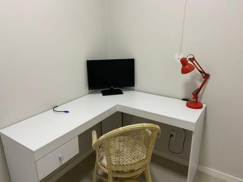 Apartamento Na Pra�a Do Villa Em Laguna-sc