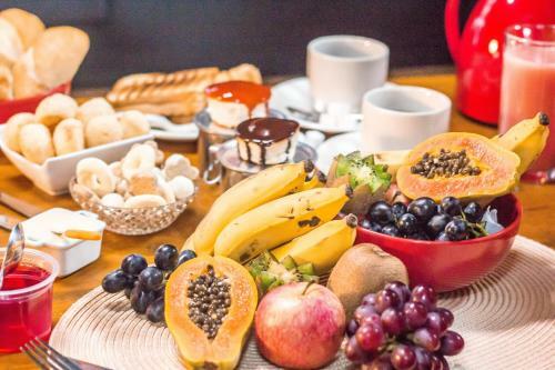 P� Da Serra Su�tes