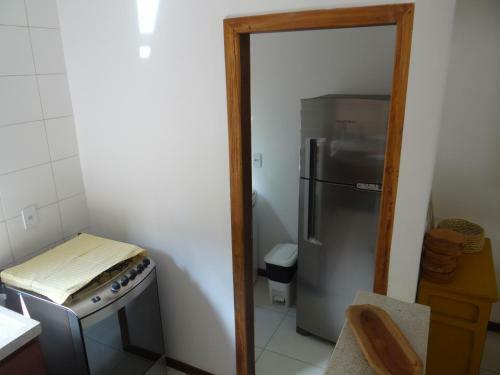Casa Confort�vel Completa Em Condom�nio