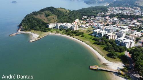 Apartamento Com Vista Pro Mar E Acesso Privativo � Praia!