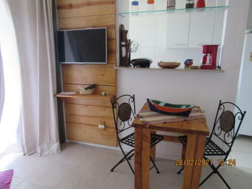 Sahy - Aldeia Dos Reis, Condado - Apartamento Quarto E Sala