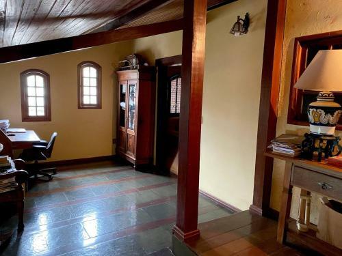 Linda Casa Colonial Pr�ximo A Vassouras