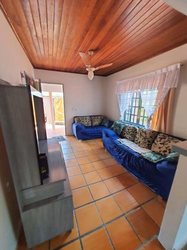Leal House