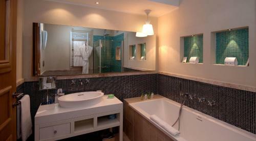 Hotel Laguna - Chia Laguna Resort