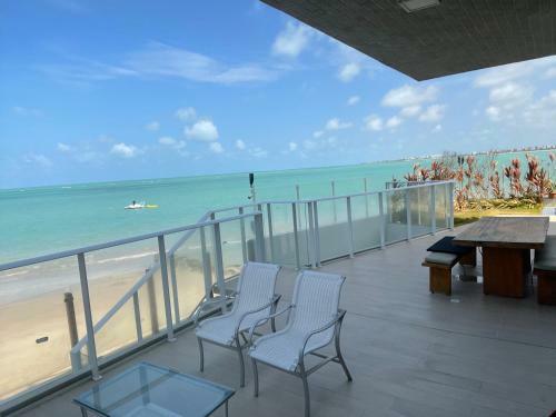 Apartamento T�rreo Na Praia Do Caribessa