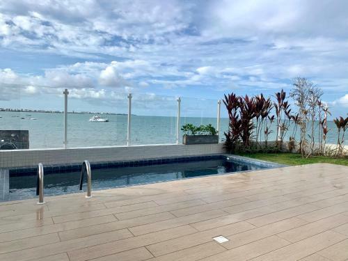 Apartamento T�rreo Na Praia Do Caribessa