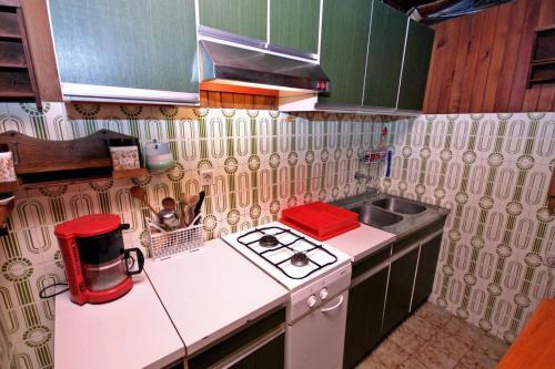 Apartments With Wifi Hvar - 5690