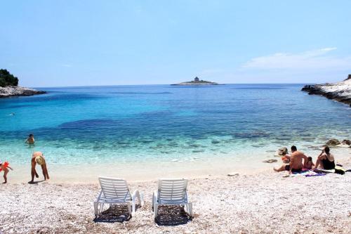 Apartments By The Sea Hvar - 10430