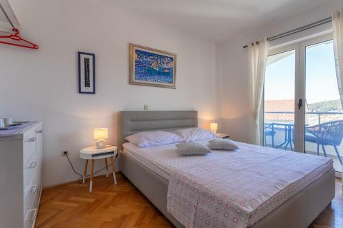 Hostal Apartments Jakic 1