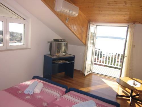 Apartmani Kre?i? 1 Hvar