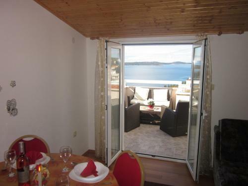 Apartmani Kre?i? 1 Hvar