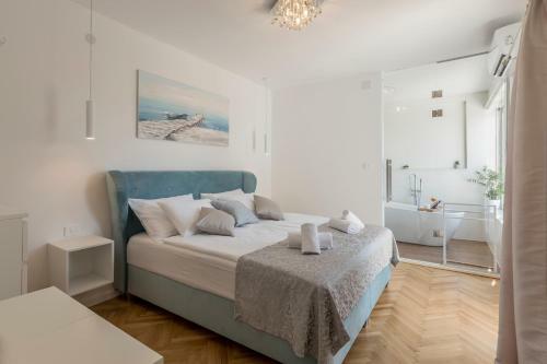Apartment Shades Of Blue