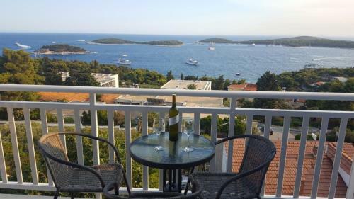 Hvar Sunrise Haven Apartments