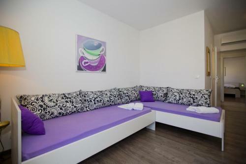 Apartments With A Parking Space Hvar - 18283