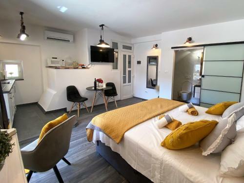 Waterfront Apartment Prosper - Hvar