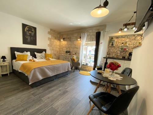 Waterfront Apartment Prosper - Hvar