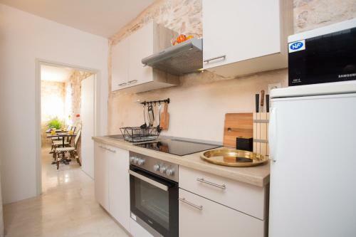 Lola Apartments - Hvar