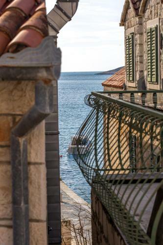 Lola Apartments - Hvar