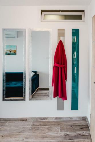 Aurora Apartment & Aurora Room