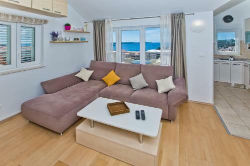 Relaxing Holiday Sunset Apartment
