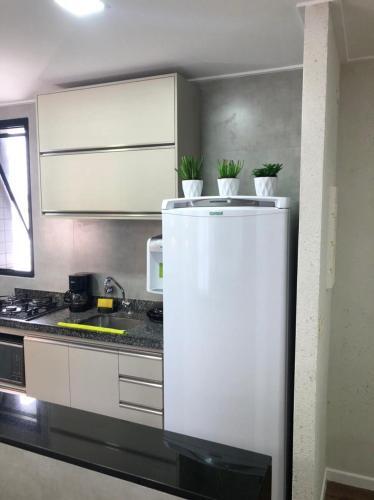 Apartamento Apt 2qts 01 Su�te Beiramar Pontaverde Edf Neo 2 2
