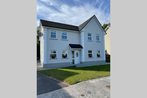 Beautiful Four Bedroom Detached House
