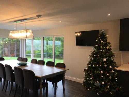 Marina Views, Kinsale, Exquisite Holiday Homes, Sleeps 16