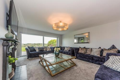 Marina Views, Kinsale, Exquisite Holiday Homes, Sleeps 16