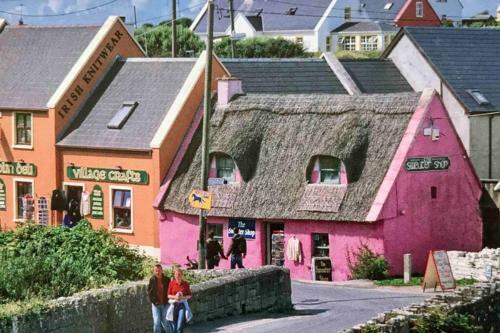 The Old School House, Moymore, Lahinch