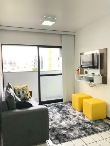 Apartamento De 3 Quartos Na Ponta Verde A 500m Da Praia