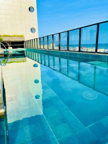 Apartamento Flat Com Piscina E Vista Pro Mar Em Ponta Verde Al
