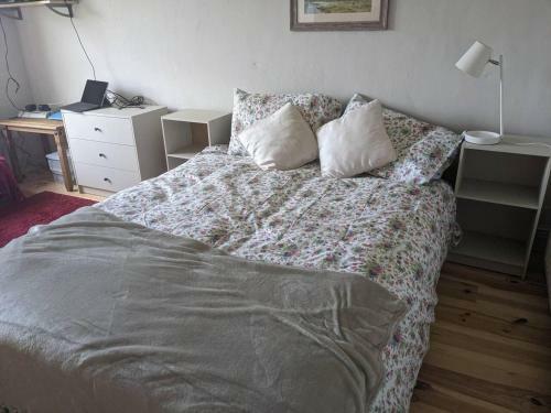 Hostal Large Double Adjacent Large Bathroom Both With Swilly Views